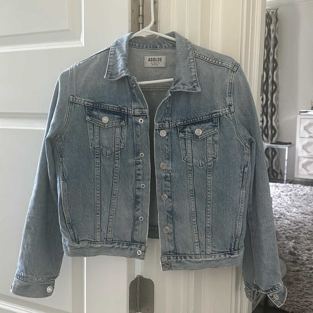 AGOLDE LIGHT WASH DENIM JACKET